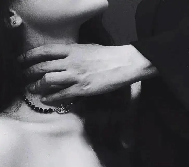 “Dirty Talk”-BDSM世界中的情趣沟通技巧全解！ 一
